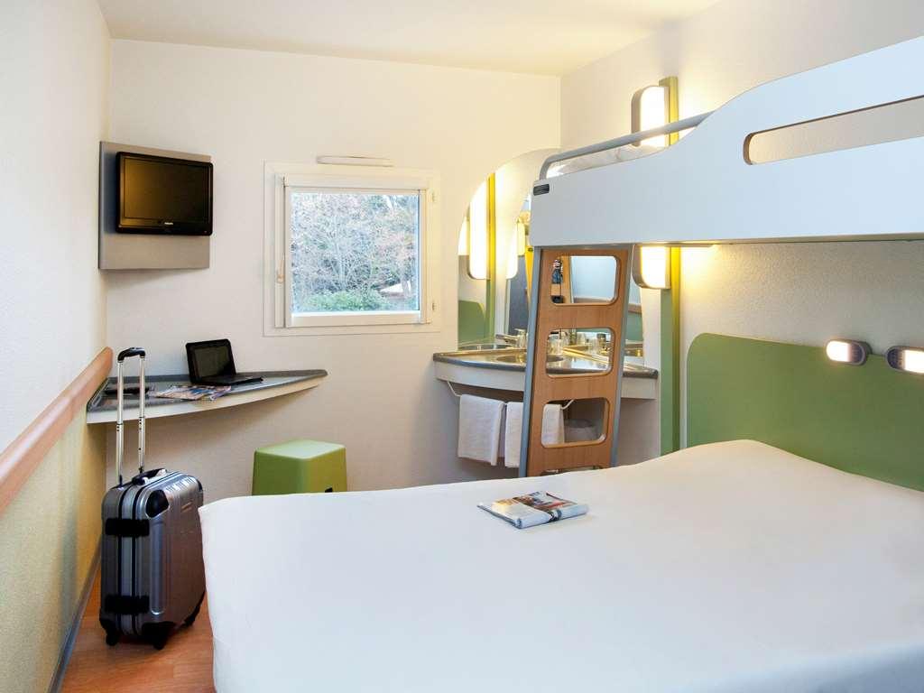 Ibis Budget Carcassonne La Cite Room photo